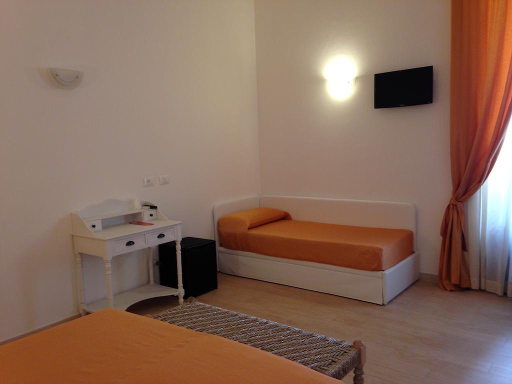 Alangia Inn Рим Экстерьер фото