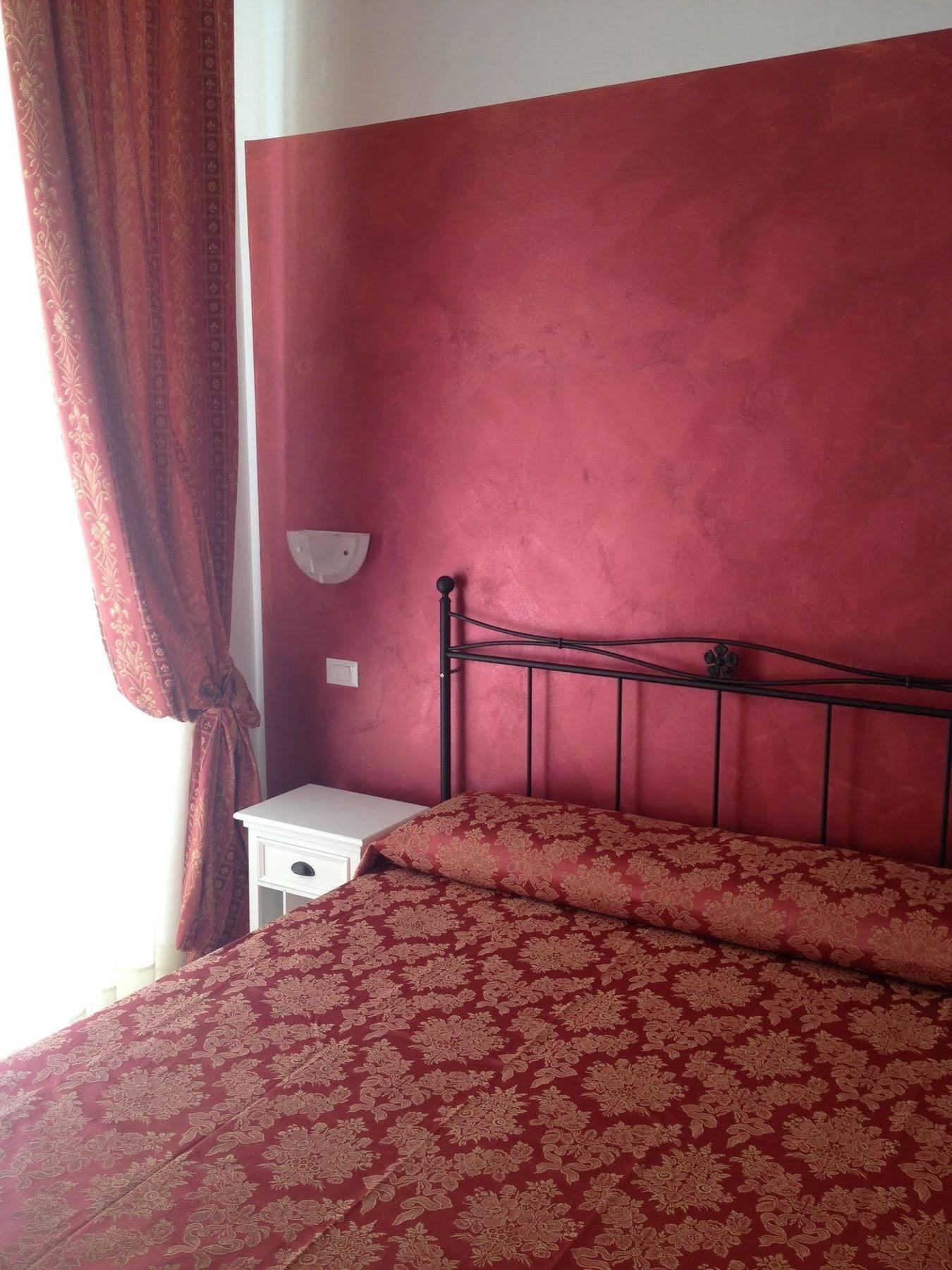 Alangia Inn Рим Экстерьер фото