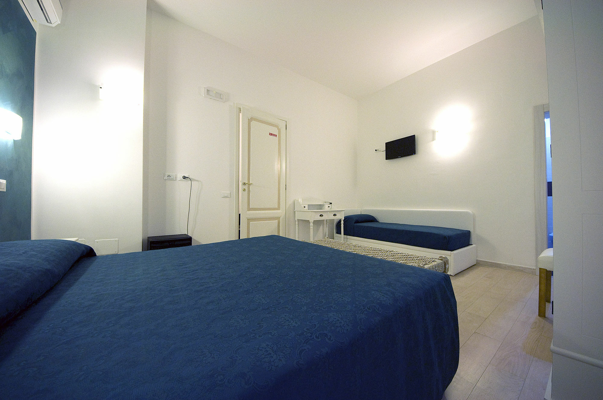 Alangia Inn Рим Экстерьер фото